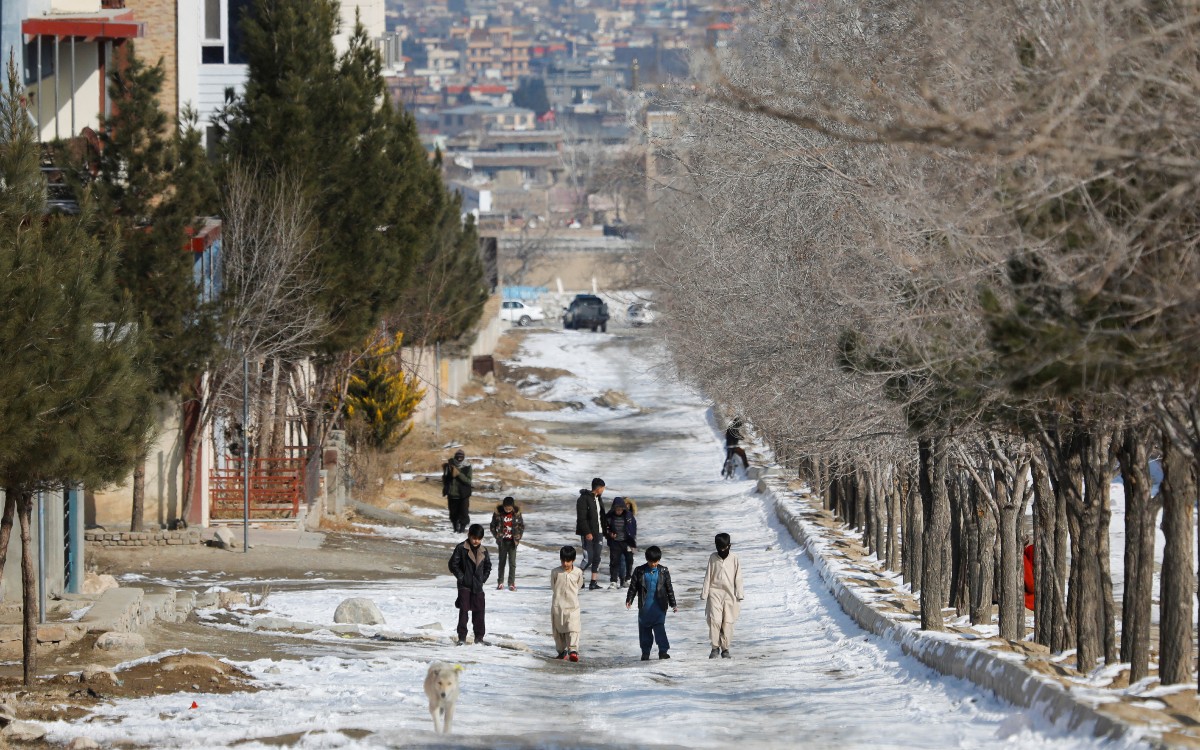 Talibanes solicitan ayuda humanitaria ante ola de frío que deja 166 muertos