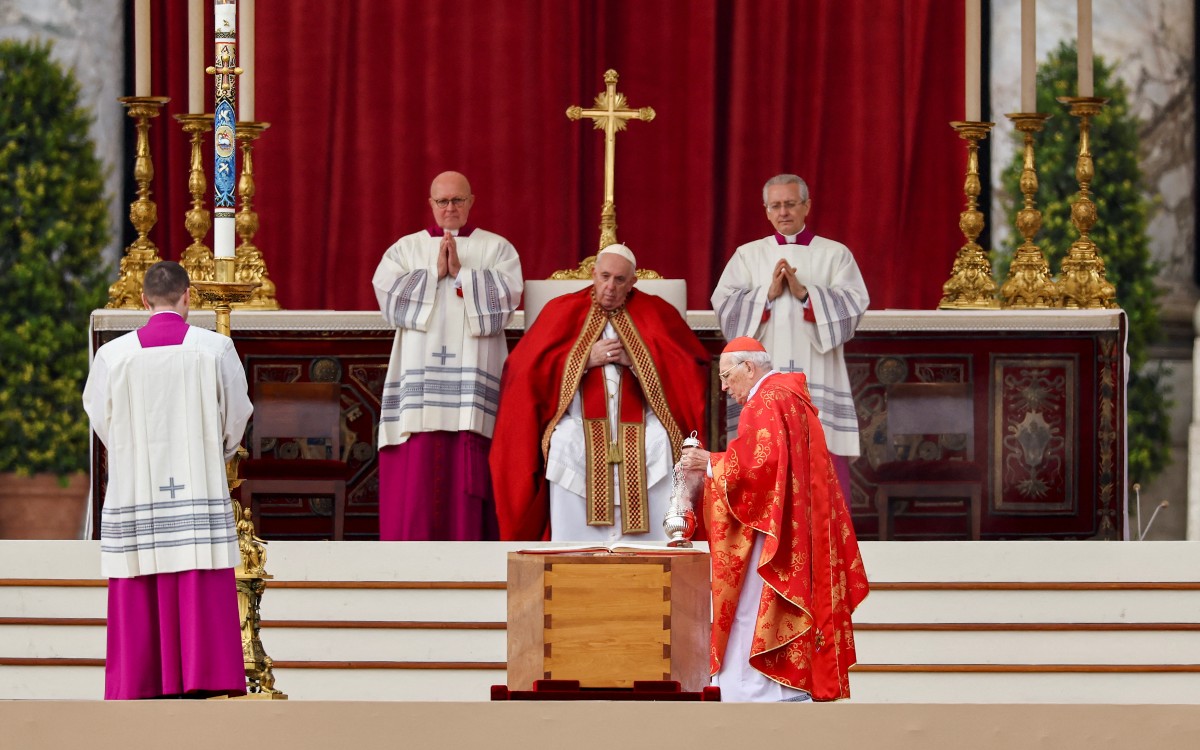 Terminó la era de los ‘dos Papas’; prevén confrontación