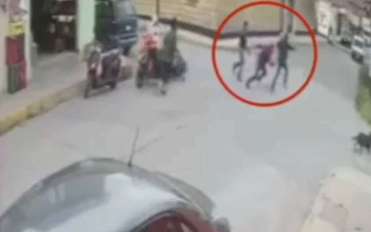 Video. Hombre evita asalto a su hermana y lo matan | Puebla