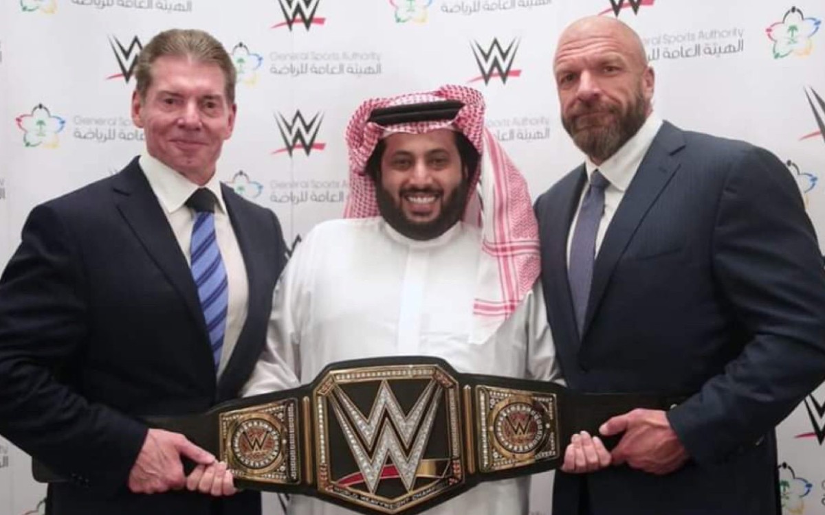 ¿Compró Arabia Saudita la WWE?