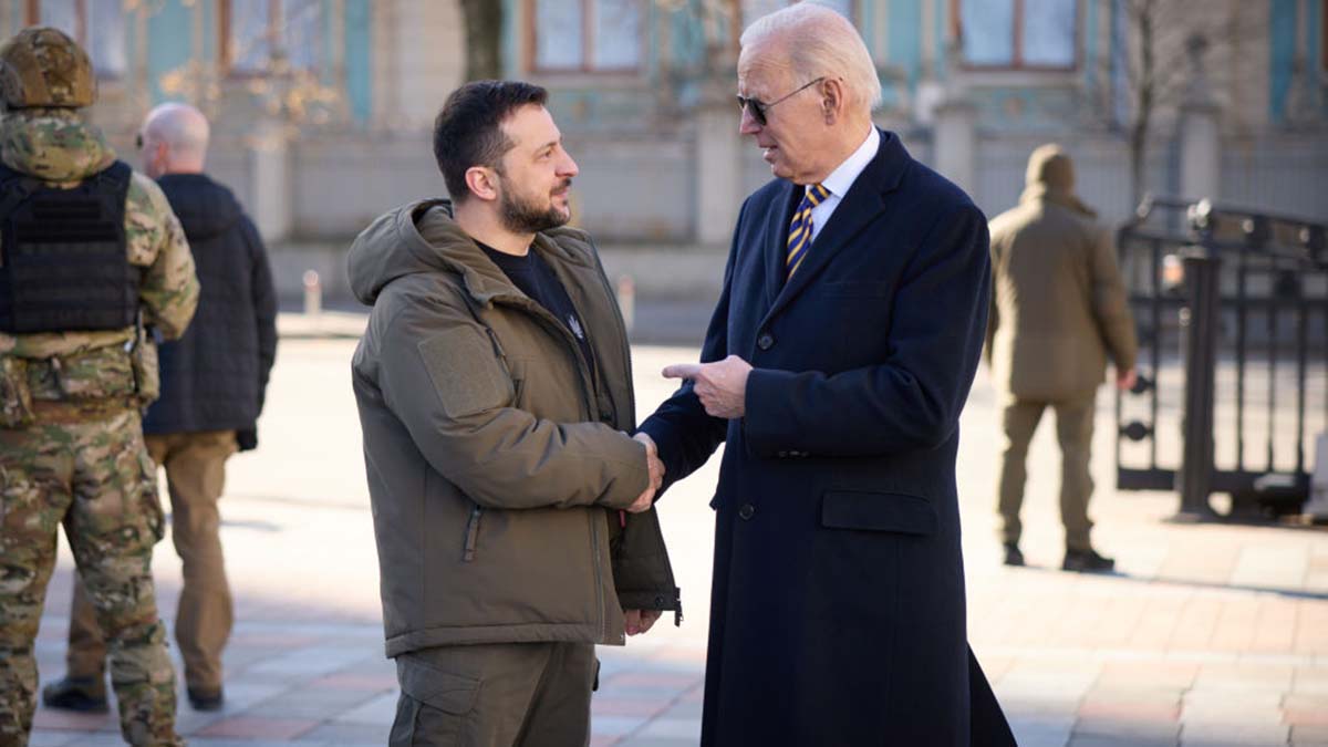 Biden se reúne hoy con Zelenskyy en un tensionante momento en la cumbre de la OTAN