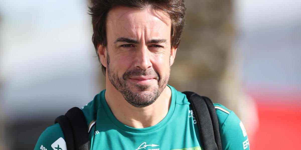 Alonso, "satisfecho" tras su primer test oficial con Aston Martin