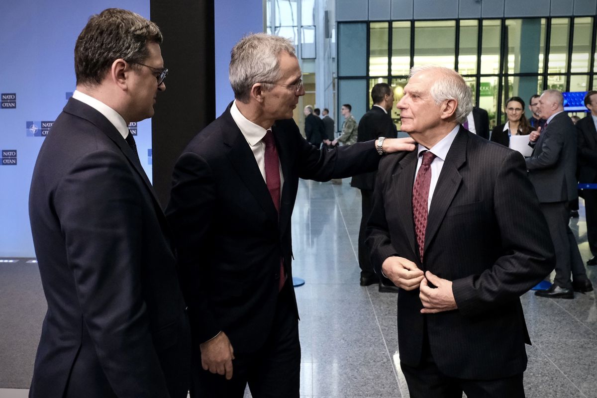 Borrell plantea un plan de financiación más atractivo para que los socios envíen munición a Ucrania