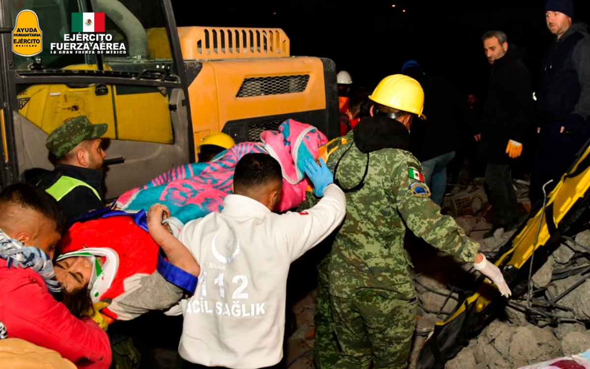 Brigada mexicana rescata a segunda persona en Turquía