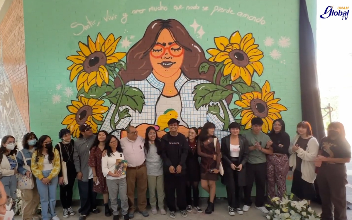 Con mural, alumnos y UNAM homenajean a Yaretzi Adriana, quien falleció en el choque de la Línea 3