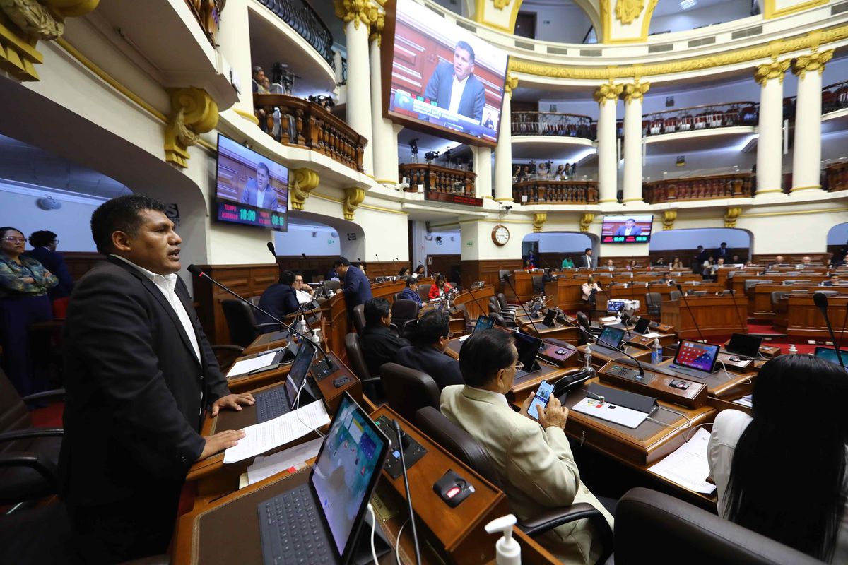 El Congreso de Perú rechaza el noveno proyecto de adelanto electoral