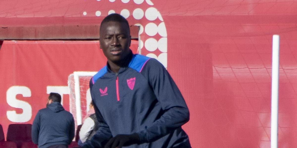 El Sevilla podrá quedarse con Pape Gueye en propiedad