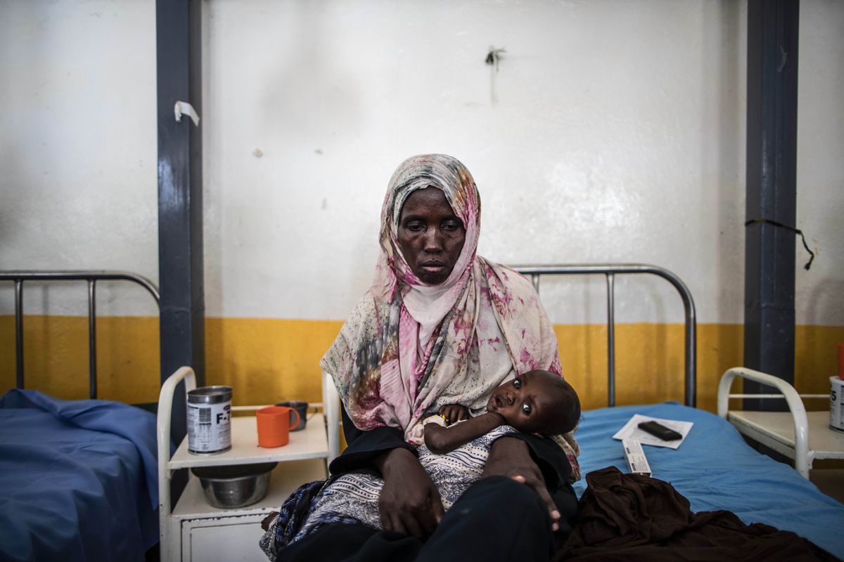 El clima extremo y la guerra matan de hambre a Somalia