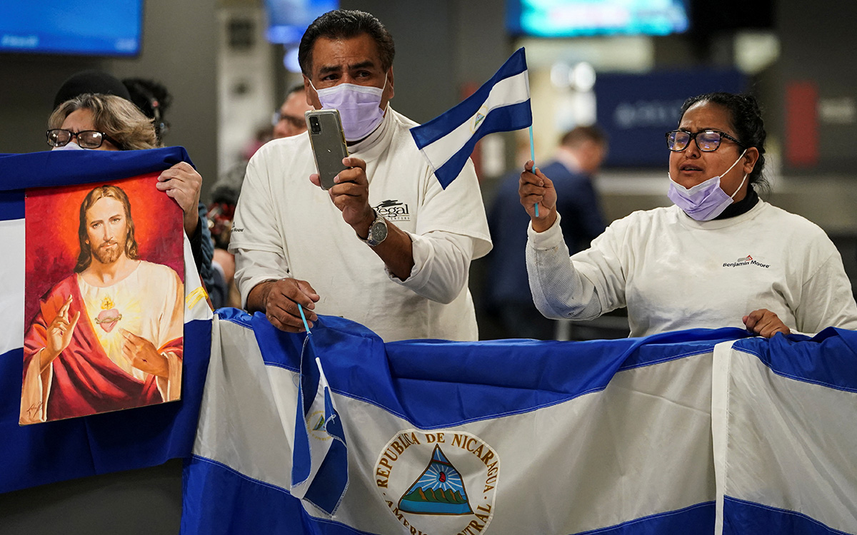 España ofrece nacionalidad a presos políticos desterrados de Nicaragua
