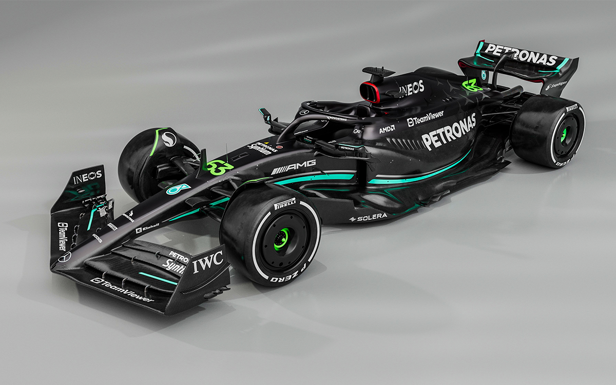 F1: Mercedes regresa al color negro con su nuevo monoplaza, el 'W14' | Tuit