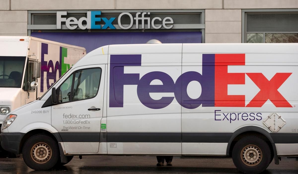 FedEx despedirá a más del 10% de sus directivos y ejecutivos