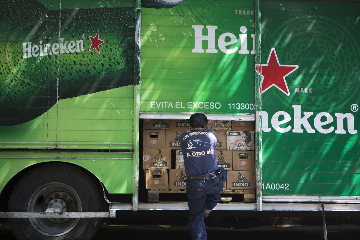 Femsa venderá sus acciones de Heineken para apostar por su crecimiento
