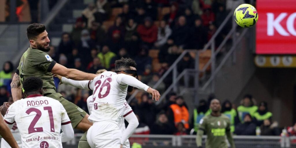Giroud frena la caída libre del Milan