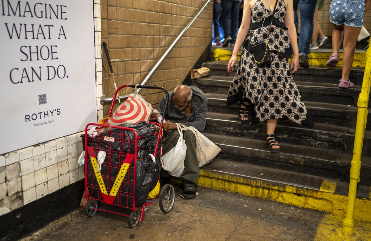 La crisis de indigentes amenaza con colapsar en Nueva York