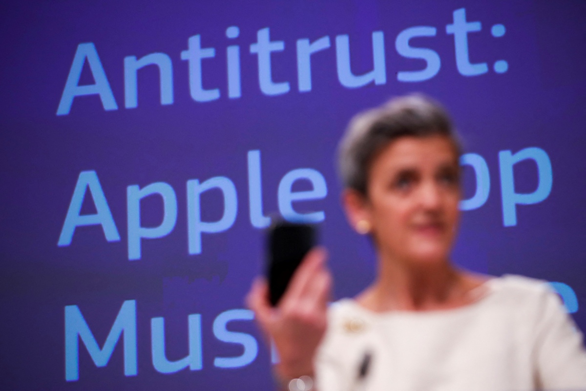 Los reguladores antimonopolio de la UE apuntan a las restricciones de desarrollador ‘anti-dirección’ de Apple, pero descartan el caso de compras en la aplicación