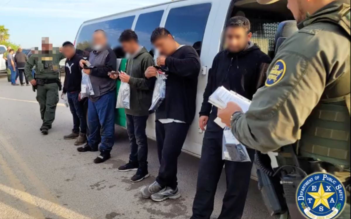 Mexicano de 15 años fue detenido por tráfico de migrantes