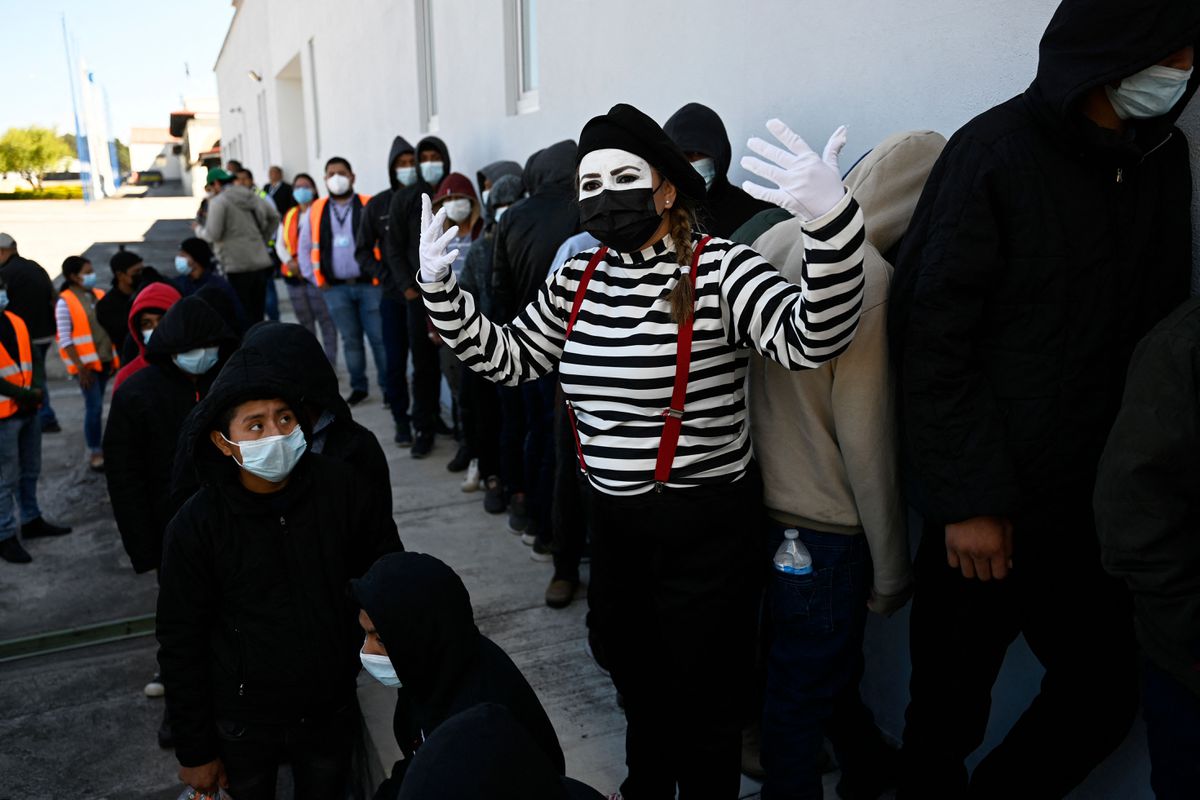 México deporta a 91 menores de edad a Guatemala