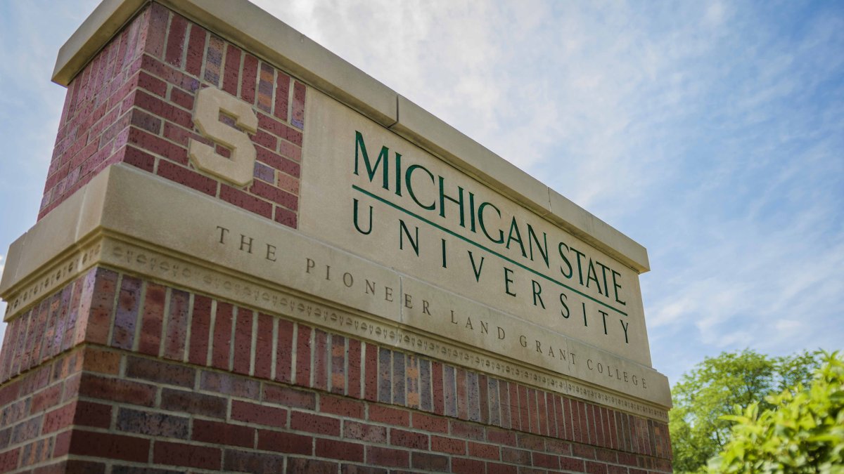 Michigan State University reanudará las clases luego de masivo tiroteo