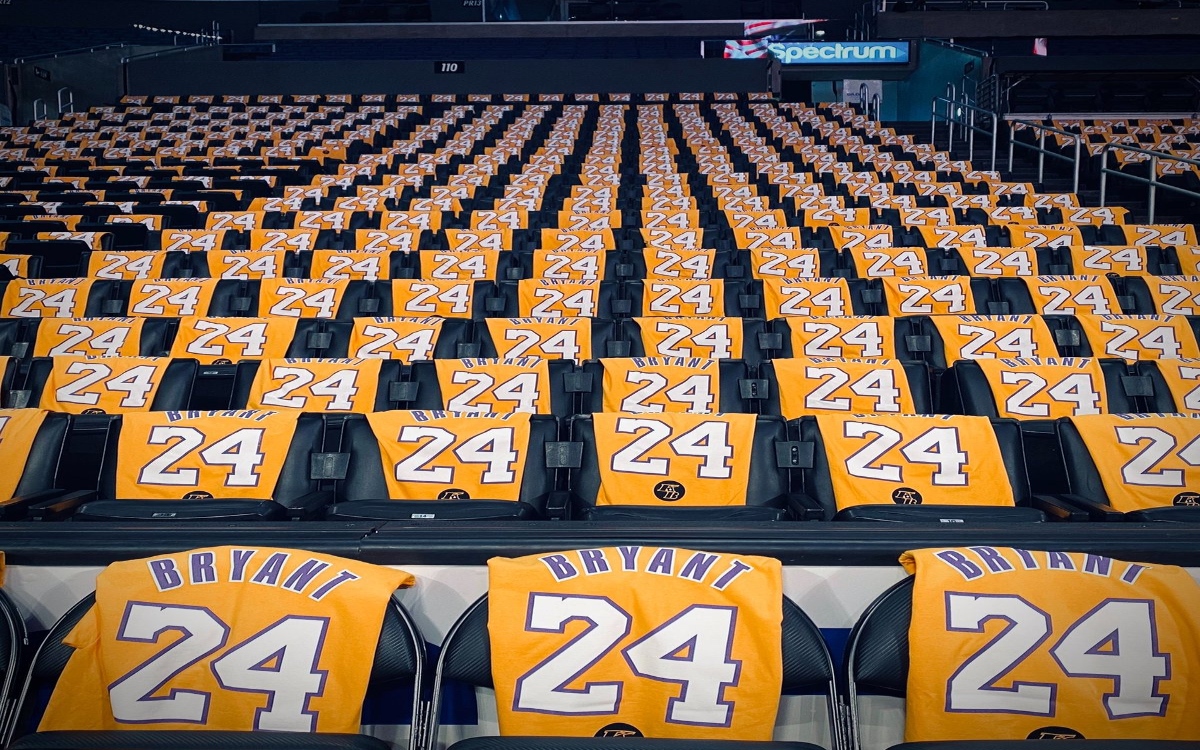 NBA: Subastan jersey de Kobe Bryant en casi 6 millones de dólares | Tuit