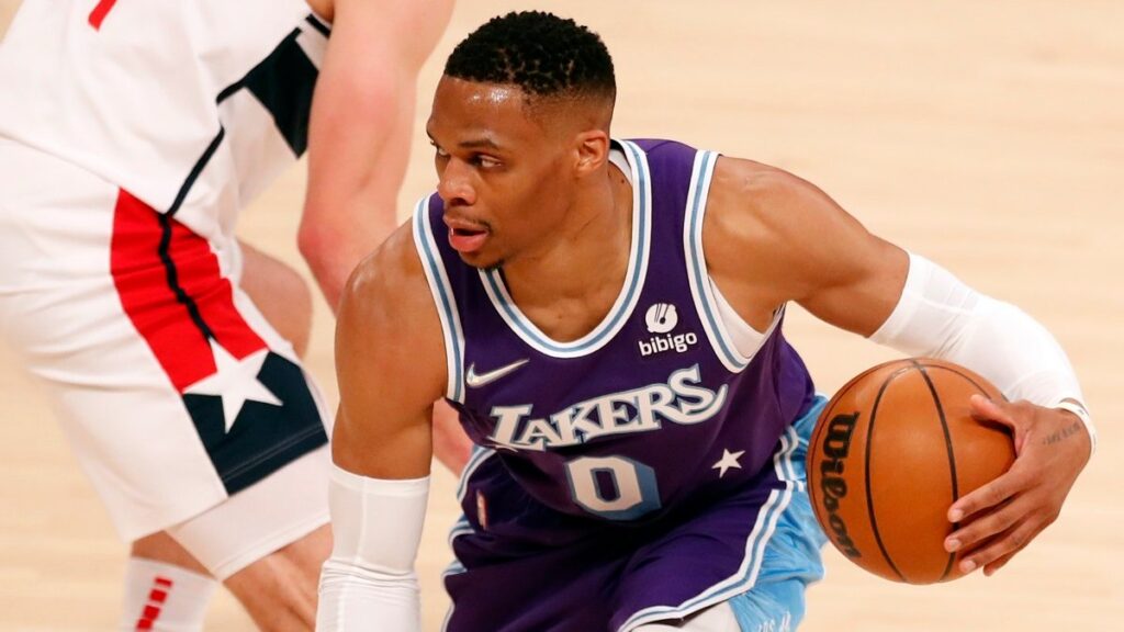 Russell Westbrook podría firmar con los Clippers