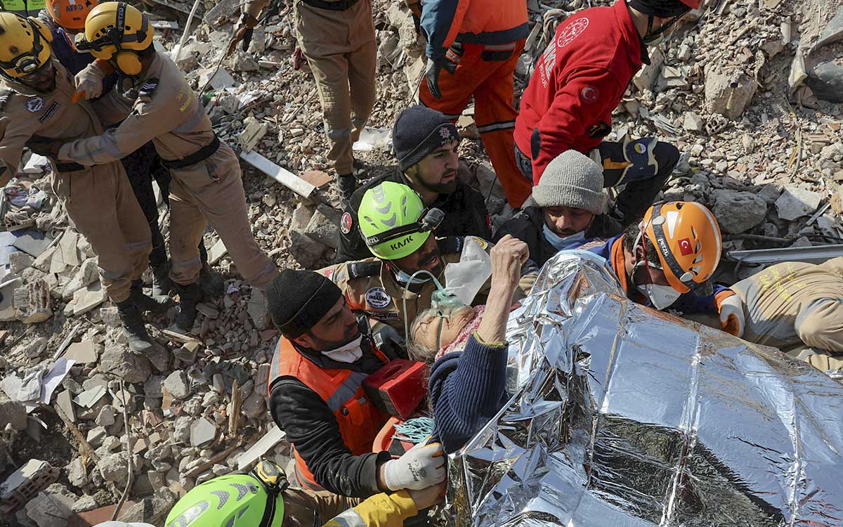 Síndrome de aplastamiento: ¿Hasta cuándo pueden encontrarse sobrevivientes tras un sismo?