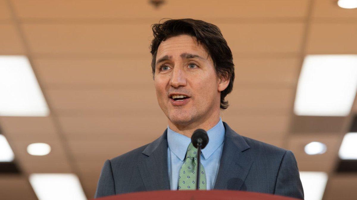 Trudeau ordena derribar un objeto que sobrevolaba el norte del país