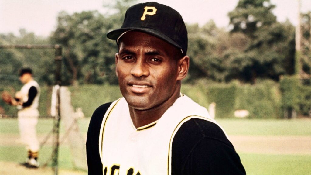 aprueban libro de Roberto Clemente tras revisión