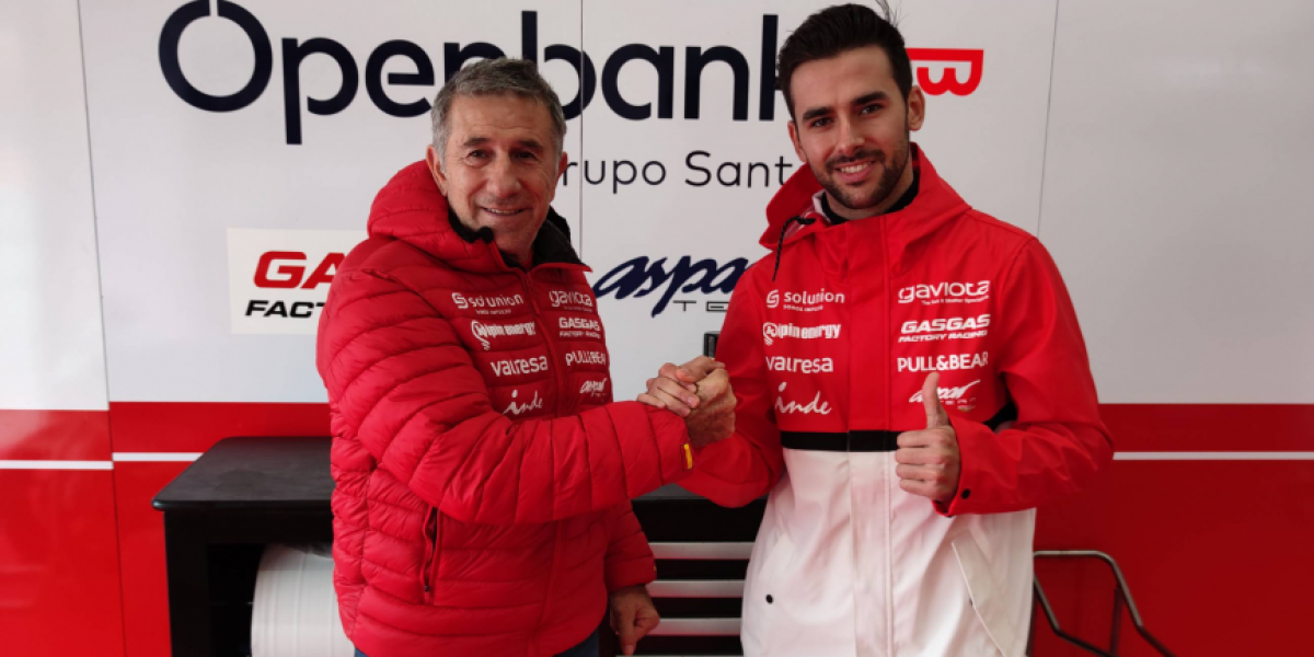 155 pilotos inician en Jerez el Nacional de Superbike