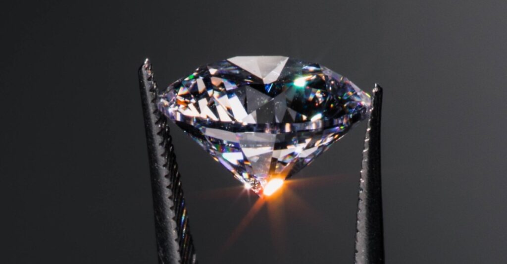 Aether quiere cambiarte de diamantes de sangre a gemas extraídas de la nada