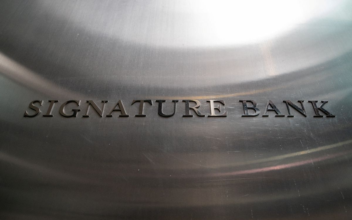 Antes de quebrar, Signature Bank fue investigado penalmente: Bloomberg