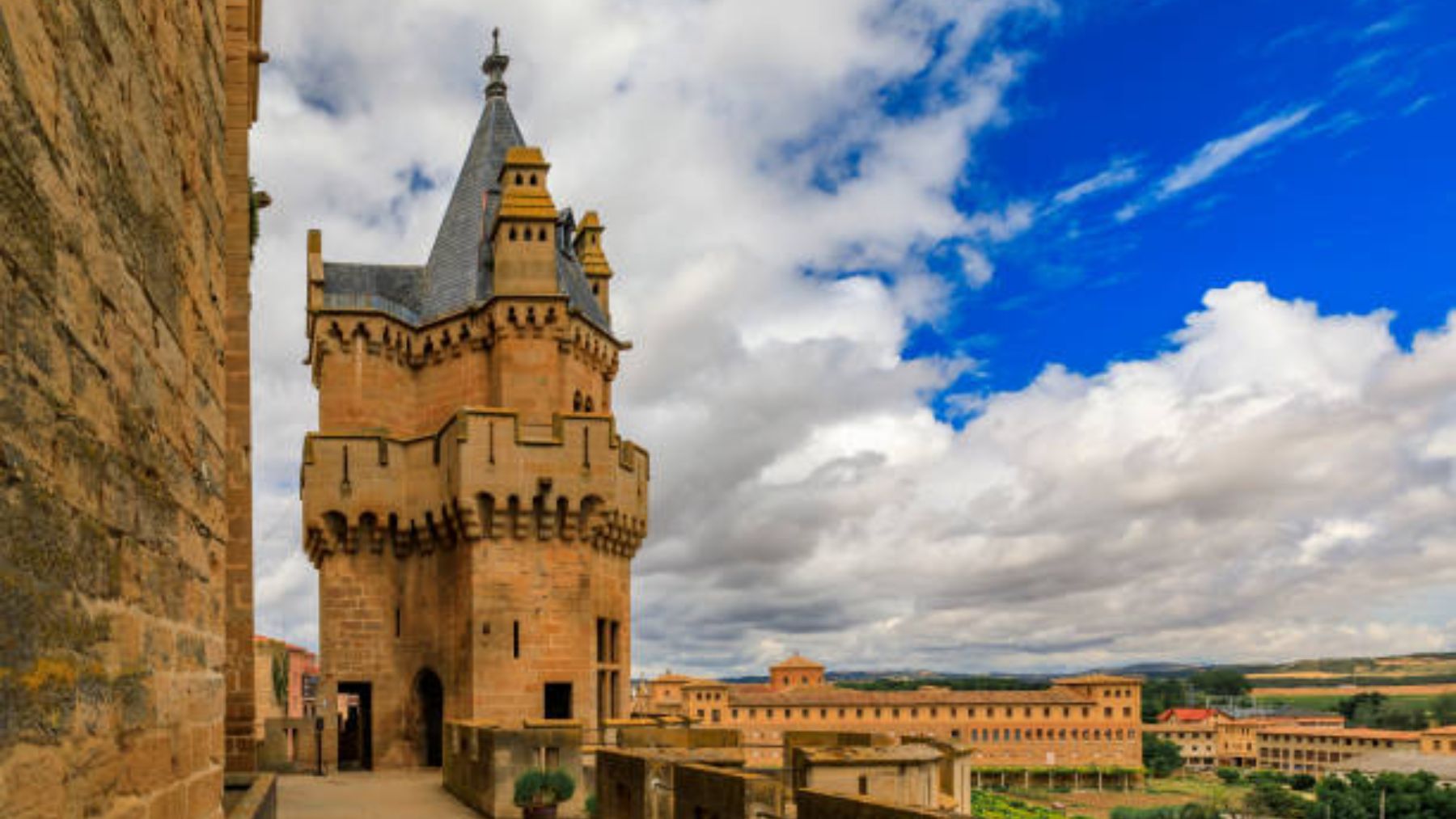 Así es el castillo de España que National Geographic recomienda visitar una vez en la vida
