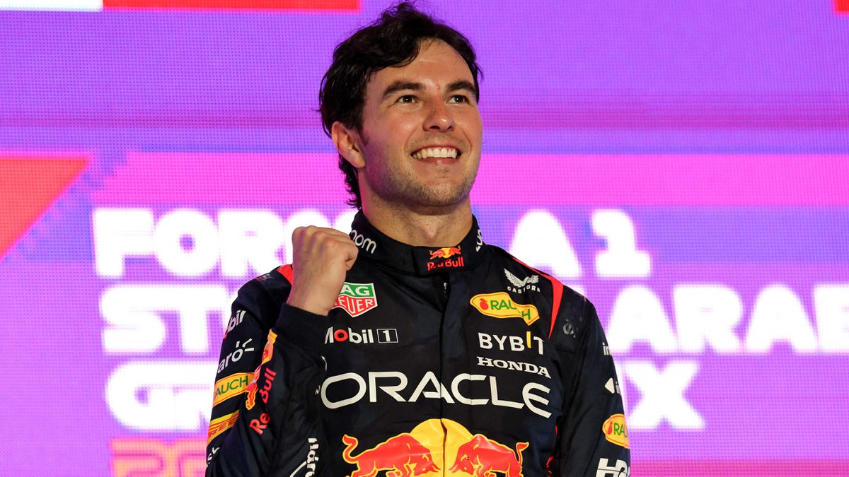 Checo Pérez se luce y gana el Gran Premio de Arabia Saudí