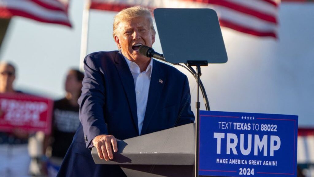 Donald Trump en acto electoral en Waco, Texas