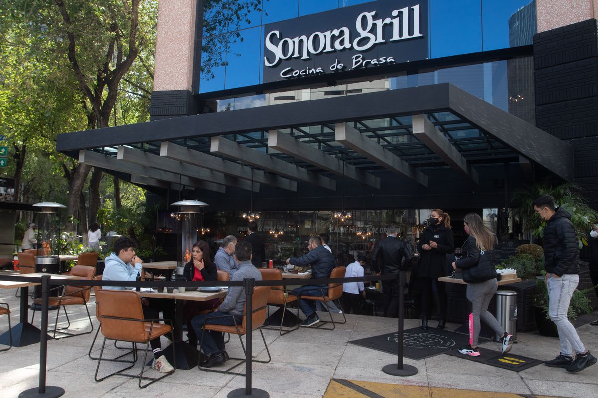 El Gobierno de Ciudad de México denunciará al restaurante Sonora Grill por “discriminación racista”