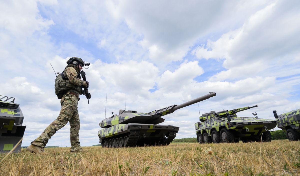 Europa duplica en un año las importaciones de armamento por la guerra en Ucrania