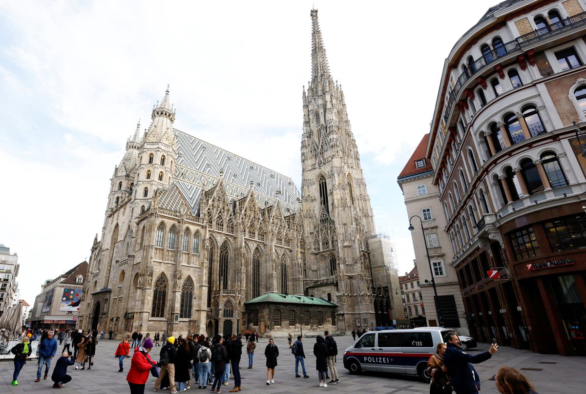 La policía de Viena alerta del riesgo de un atentado islamista y se despliega frente a las iglesias