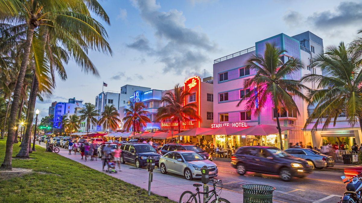 Miami Beach emite toque de queda en Spring Break tras tiroteos