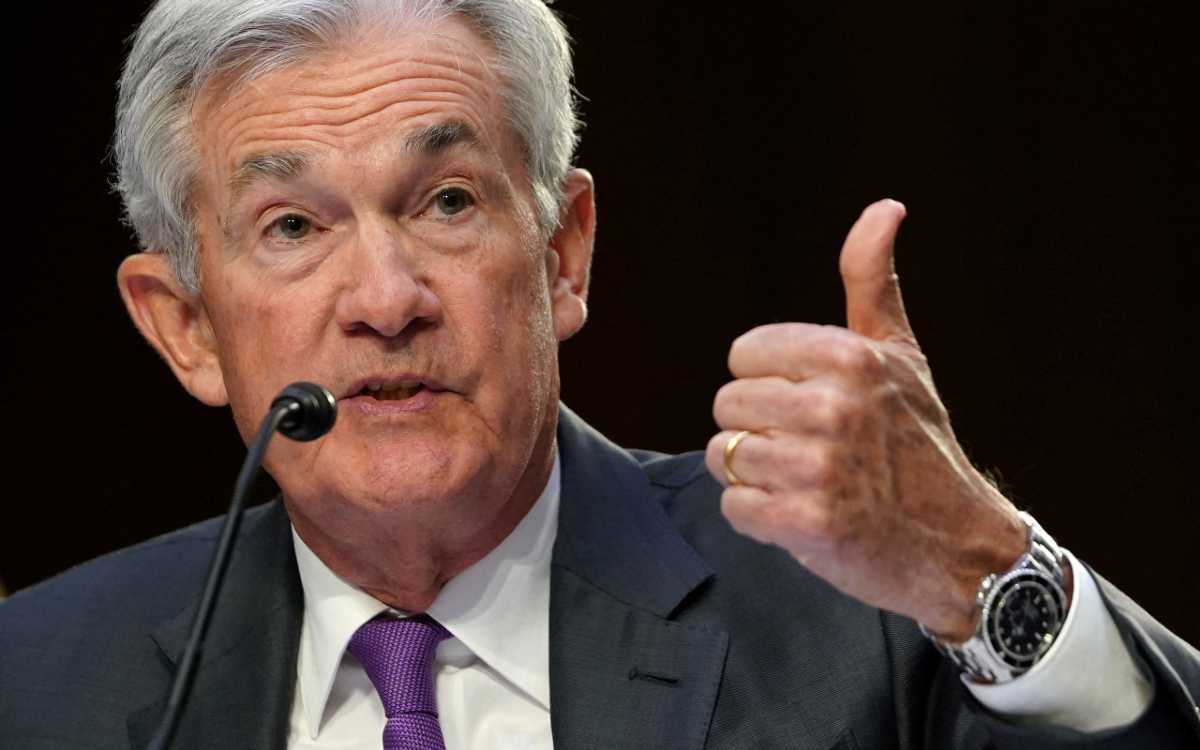 Peso mexicano y bolsa caen tras declaraciones de Powell