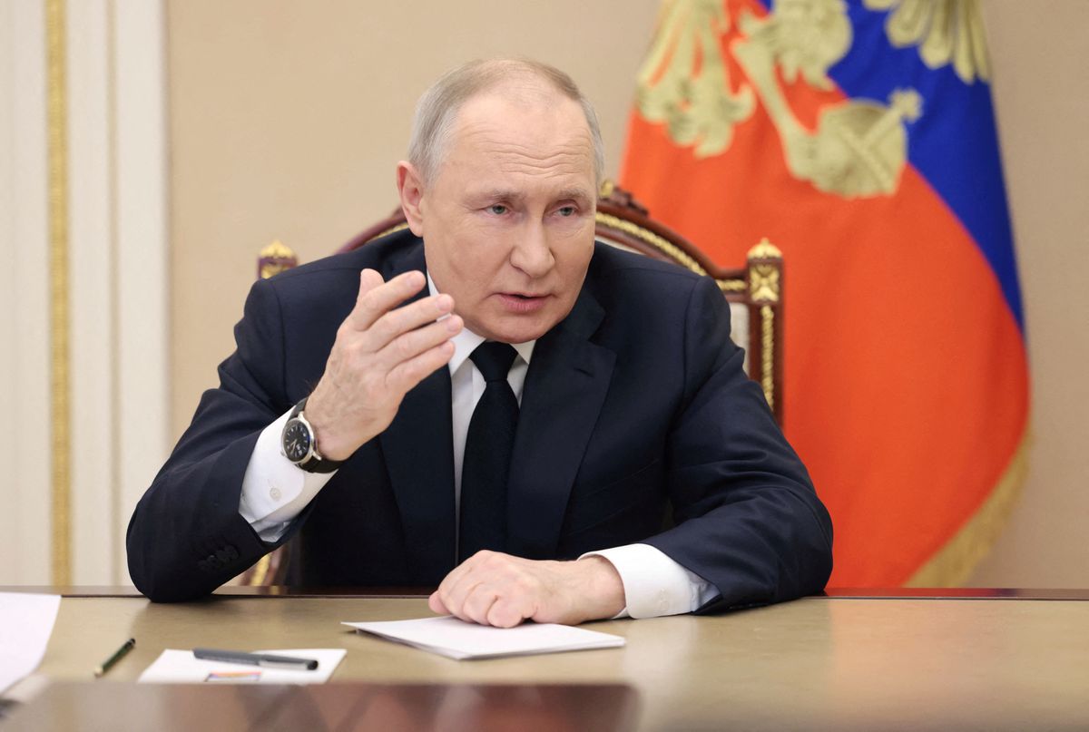 Putin acusa a Ucrania de cometer un “ataque terrorista” en la región rusa de Briansk y Kiev lo niega