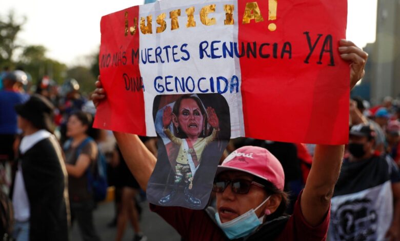 Suman 16 heridos durante nuevas protestas en Perú