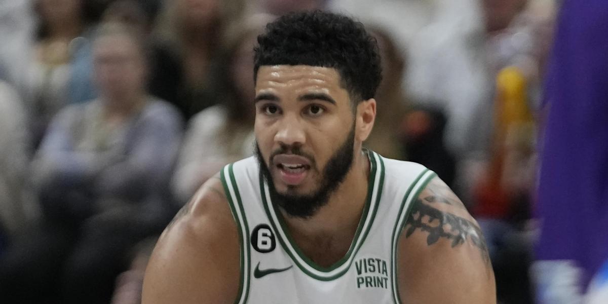 Una pandilla de 'rookies' frustra a los Celtics de un mal Tatum