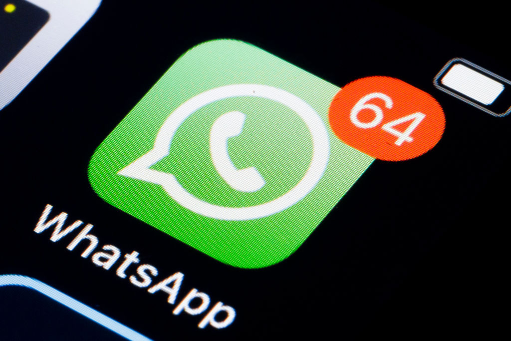 WhatsApp acuerda limpiar la mensajería de sus usuarios en la UE