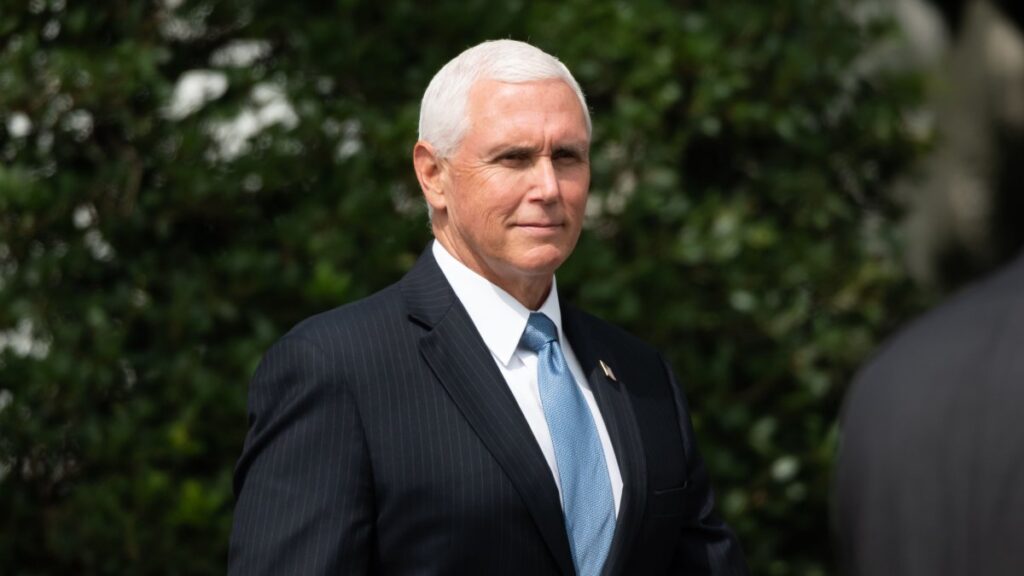 juez ordena a Mike Pence testificar en investigación sobre Donald Trump y las elecciones de 2020