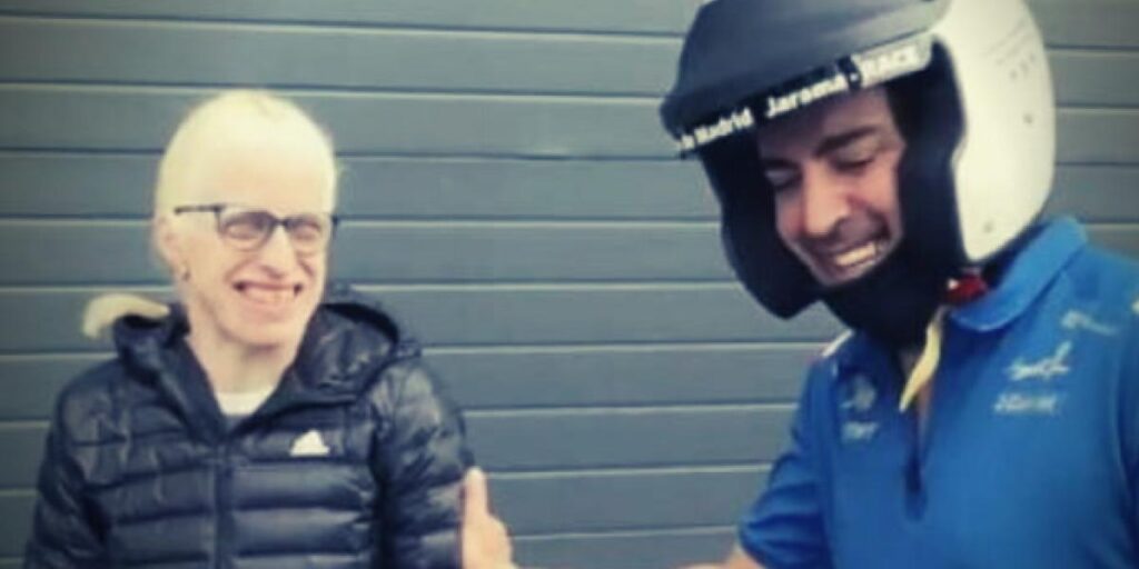 "¡Cómo no te vas a montar con Fernando Alonso en un coche, fue increíble!"