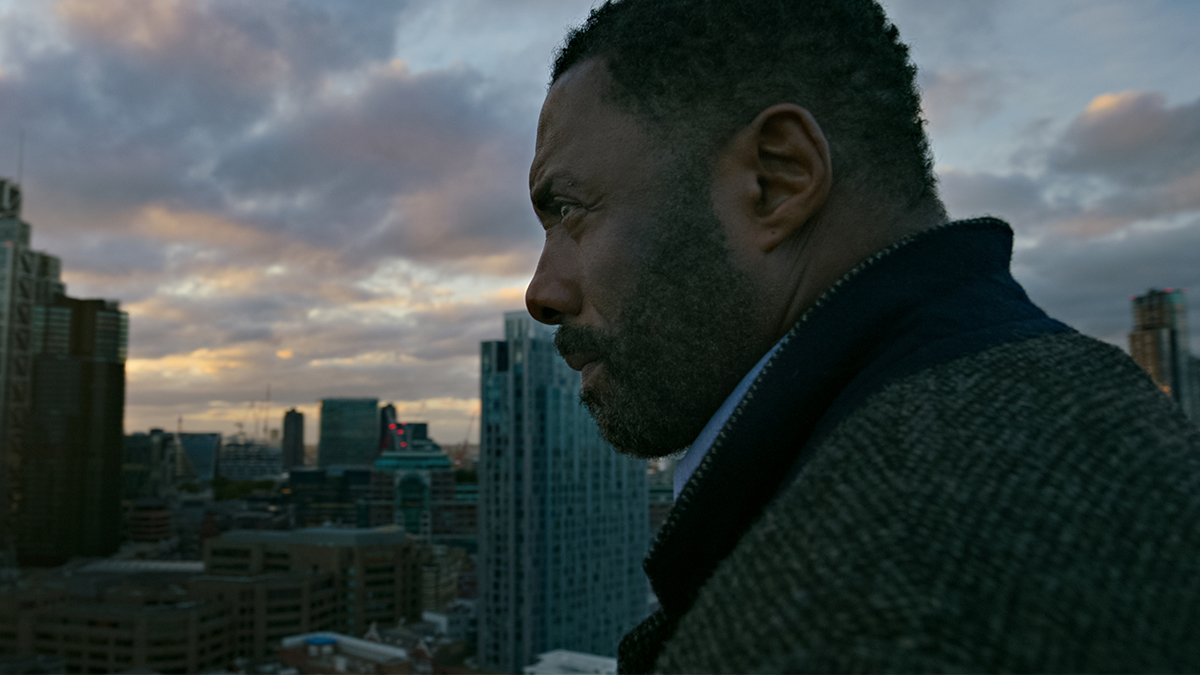 ¿Deberías ver ‘Luther: The Fallen Sun’ en Netflix?