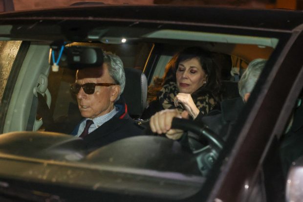 Ortega Cano e Isabel Luna en un coche / Gtres