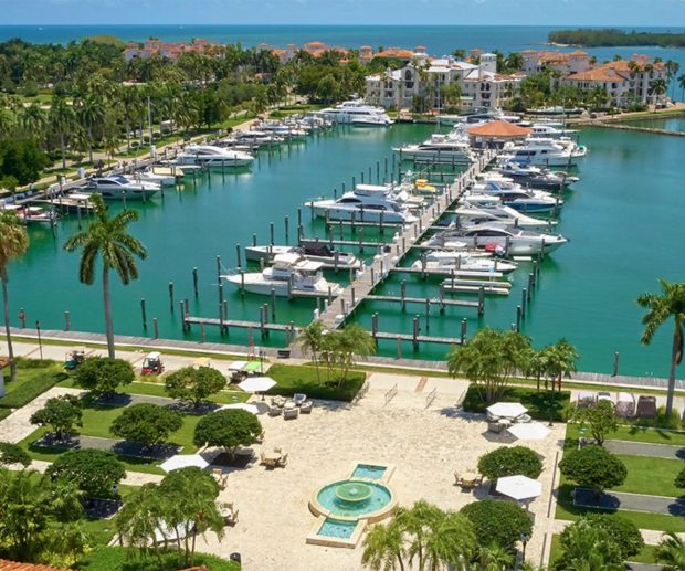 Puerto / Fisher Island Club