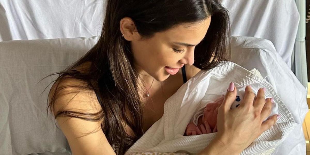 Carla Barber da a luz a su segundo hijo antes de tiempo y tras su ruptura con Joseph