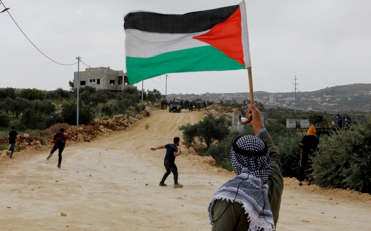 Decenas de palestinos heridos durante protesta contra marcha de colonos judíos