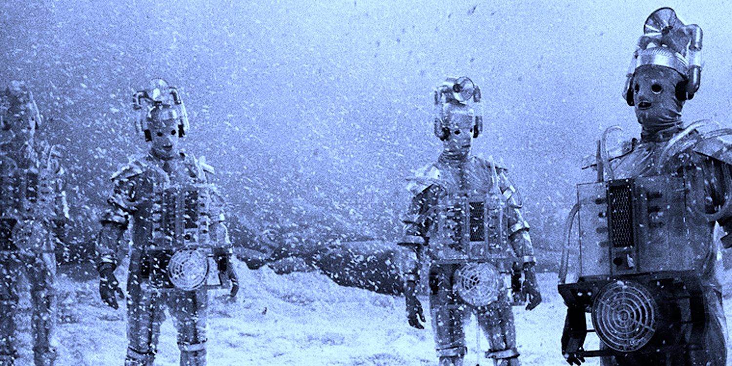 4 Cybermen in their first appearance in Doctor Who The Tenth Planet
